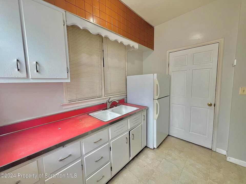 1st image of 339 N Hyde Park Ave