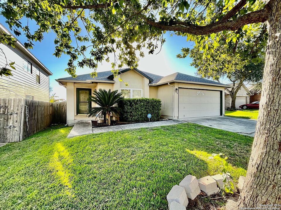 1st image of 5810 ENCANTO POINT DR