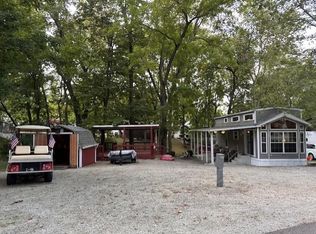 27 & 28 Woodridge, Liberty, IN 47353