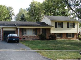 3012 Stanford Dr, Lexington, KY 40517