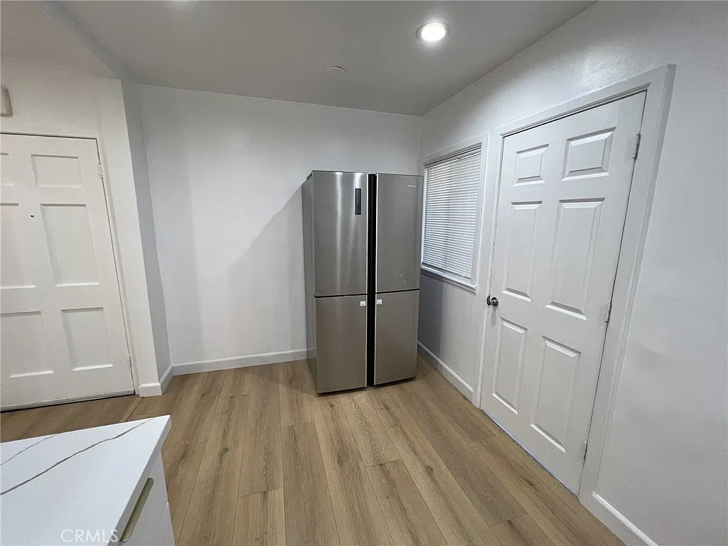 2 bed, 900 sqft, $2,850 — Photo 3