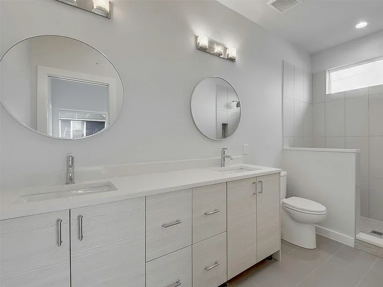 313 Blackson Ave #B — Photo 11