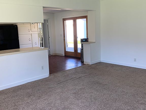 5th image of 5750 Akron Cleveland Rd Unit 1
