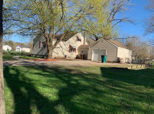 1614 Reo Rd, Lansing, MI 48910