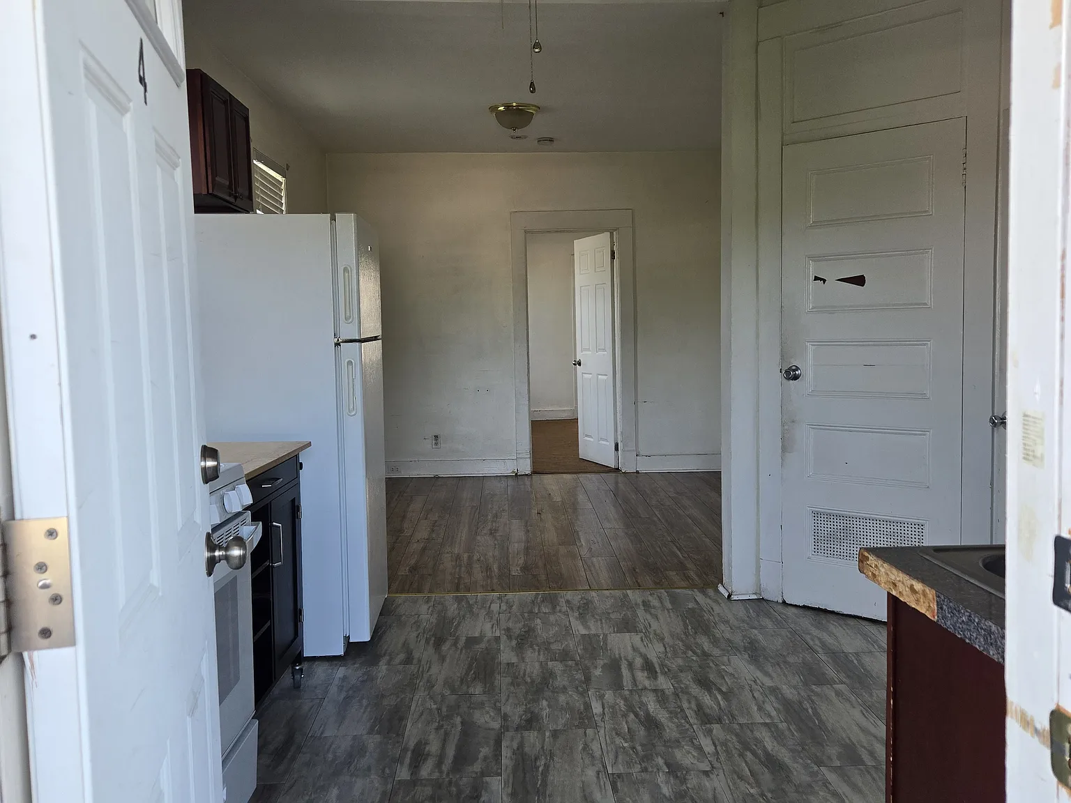 2 bed, $2,250 — Photo 2