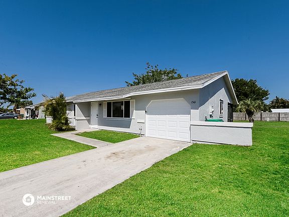 4th image of 1561 SE Collette Cir