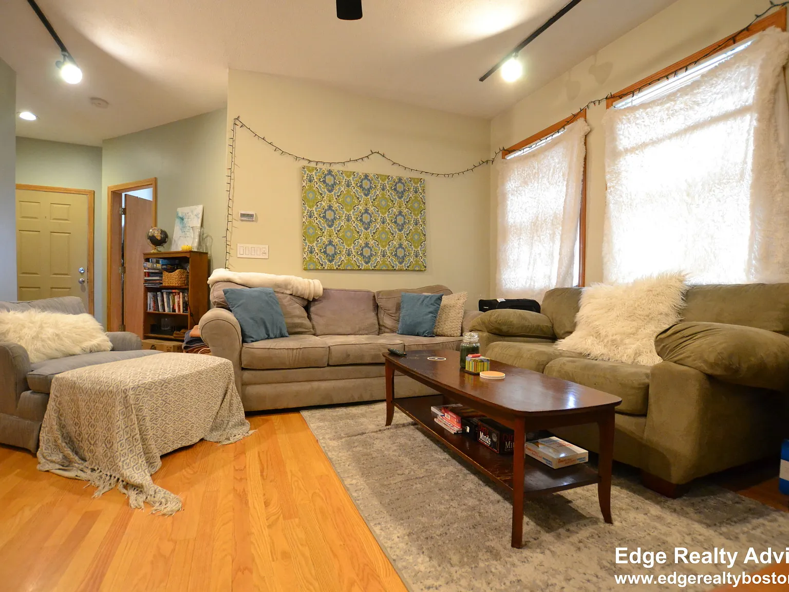 3 bed, 1.0 bath, $3,500 — Photo 3