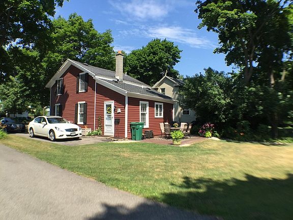 2nd image of 26 South St