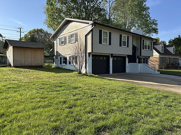 3rd image of 1520 Meadowbrook Dr