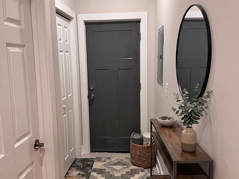 818 S Karlov Ave #1 — Photo 8