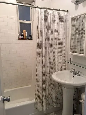 Rented by Georgine Podhorsky, LREB | media 22