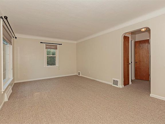4th image of 5100 Haverford Dr