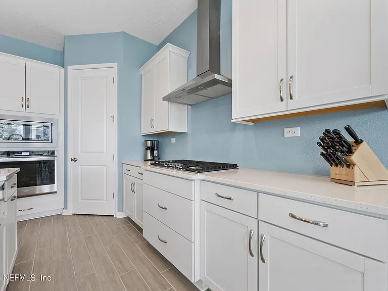 405 Rum Runner Way — Photo 13