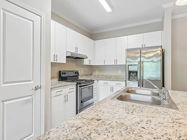 McDowell Creek Court — Photo 17