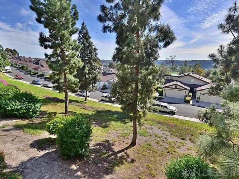 11433 Madera Rosa Way — Photo 25