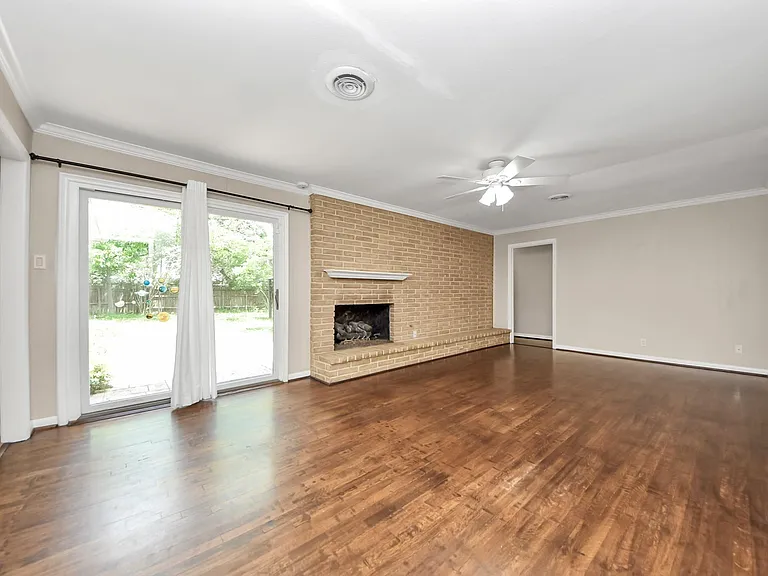 4422 Nenana Dr — Photo 11
