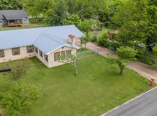 136 NE Jackson St, Rainsville, AL 35986