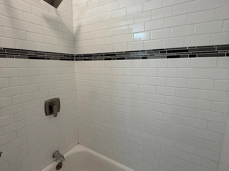 2129 N Dayton St #G3 — Photo 6