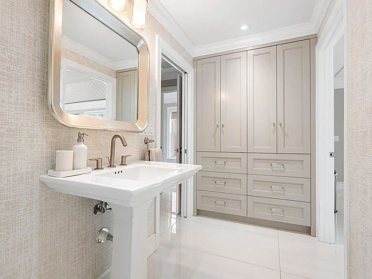 11863 Lake Shore Pl — Photo 44