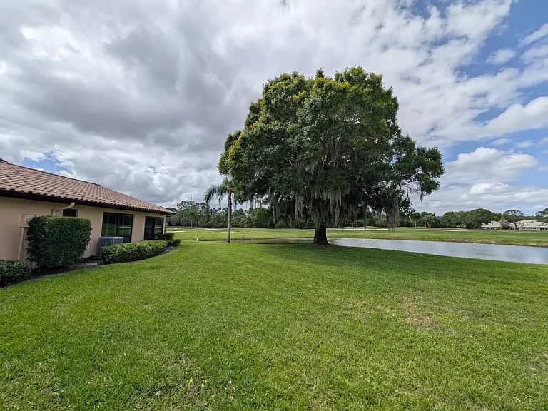 3744 SW Quail Meadow Trl #B — Photo 33