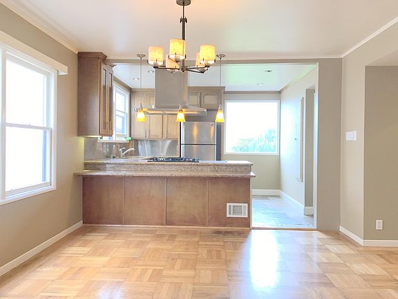 4th image of 24 Fairmont Dr