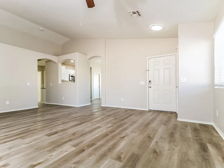 16196 W Mesquite Dr — Photo 5