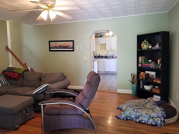 5th image of 8406 Saint Clair Ave