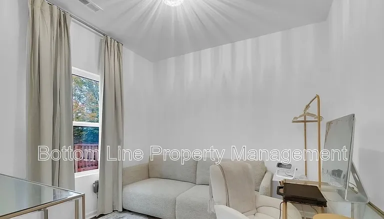 242 Lacewing Dr — Photo 8