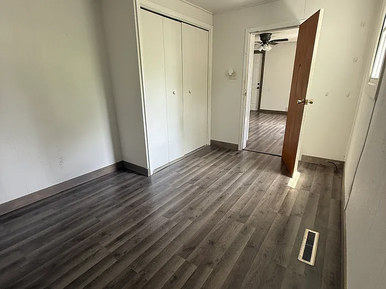 536 Germania St #2 — Photo 3
