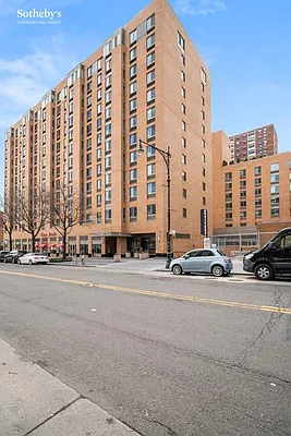 Sold by Sotheby's International Realty | media 16