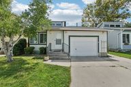 W Sussex Pl-S0508-001.jpg