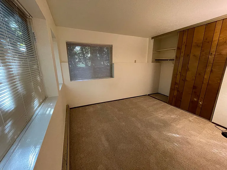 Barclay Apartments, LLC — Photo 22