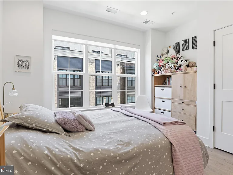 7331 Blade Dr — Photo 16