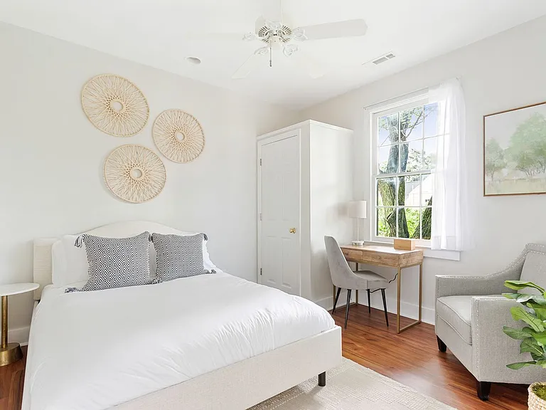 11 Marion St — Photo 3