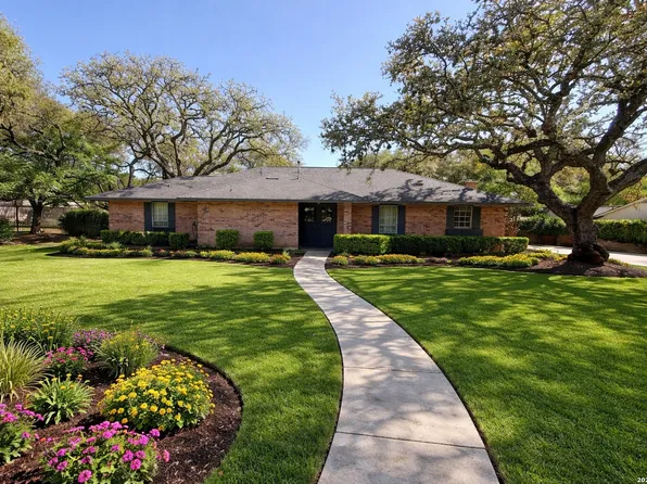 228 Sagecrest, Hollywood Park, TX 78232