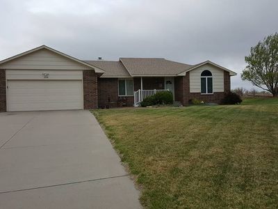 208 Bullard Dr, Garden City, KS, 67846