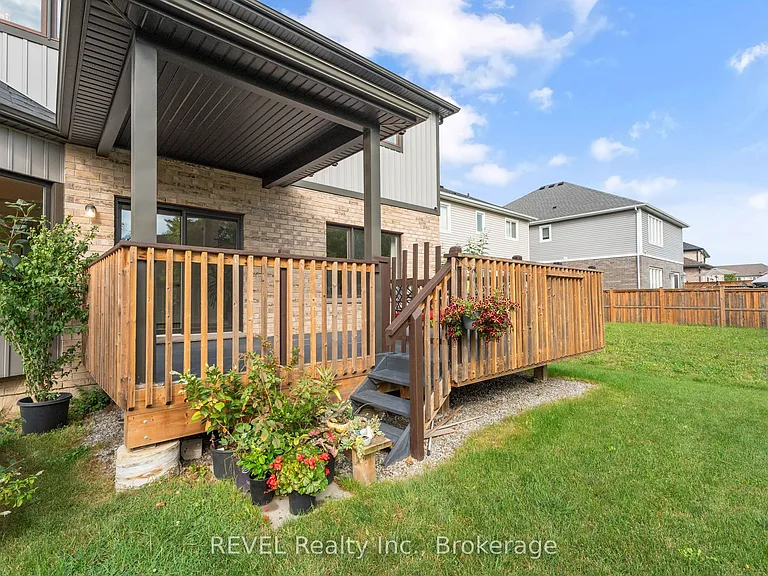 26 Crow St — Photo 27