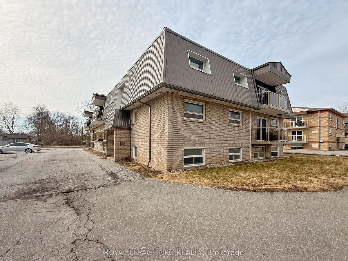 Building Photo - 90 Woodlawn Rd #7