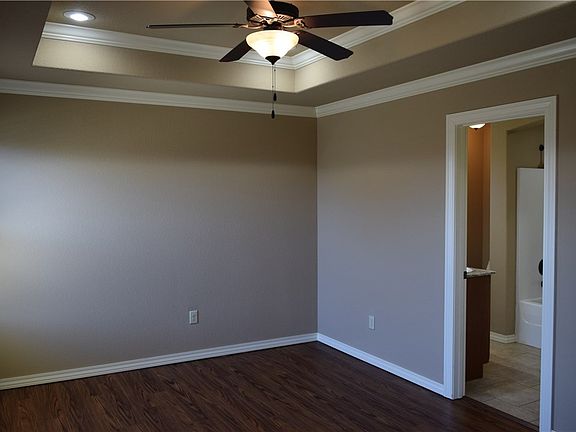 2nd image of 4312 Murfield Dr