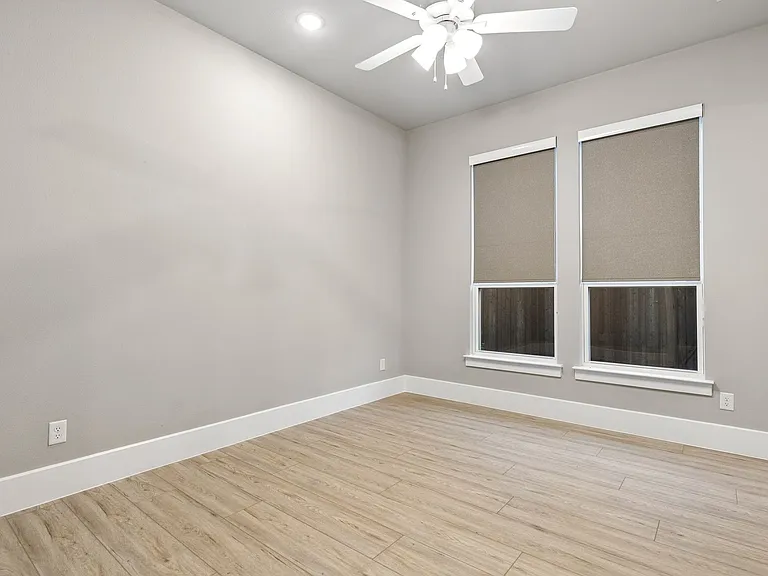 4630 Summerville Ln — Photo 21