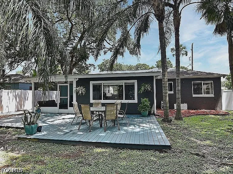 3218 Anderson Pl — Photo 13
