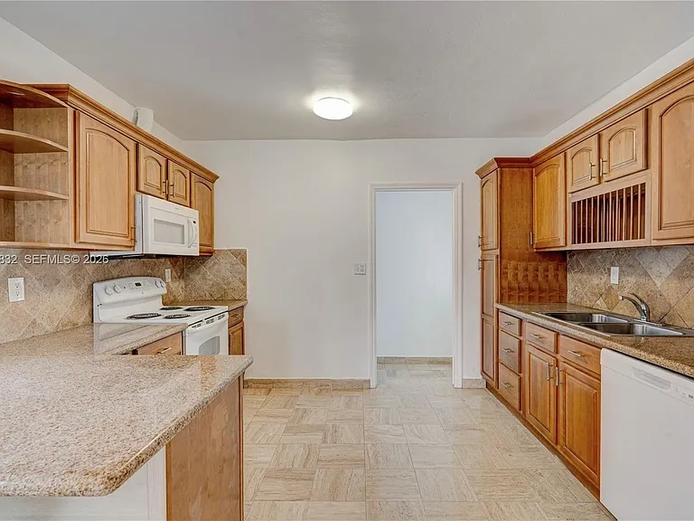 3635 SW 88th Ct — Photo 20