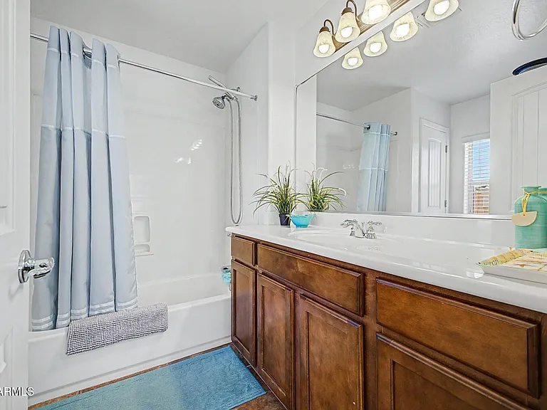1414 S Jessica Ln — Photo 7