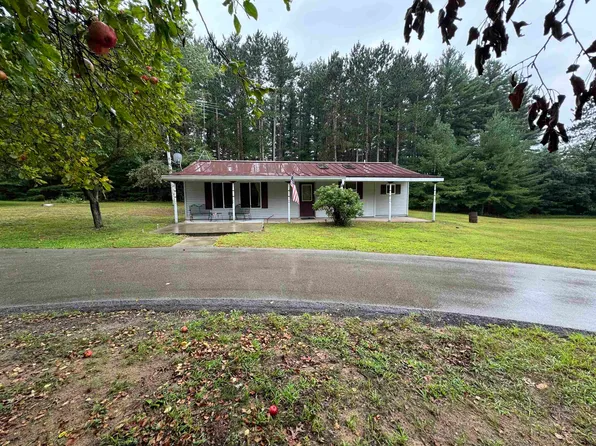 N4047 26th Ct, Redgranite, WI 54970