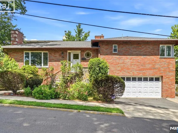 253 McElroy Ave, Fort Lee, NJ 07024