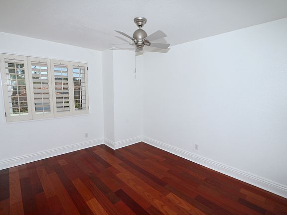 5th image of 2091 Oakcreek Ct