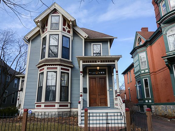 2nd image of 301 Laurel Ave