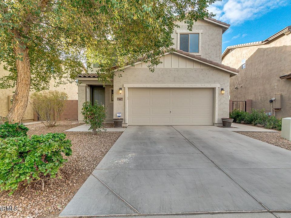 1st image of 41229 W Parkhill Dr