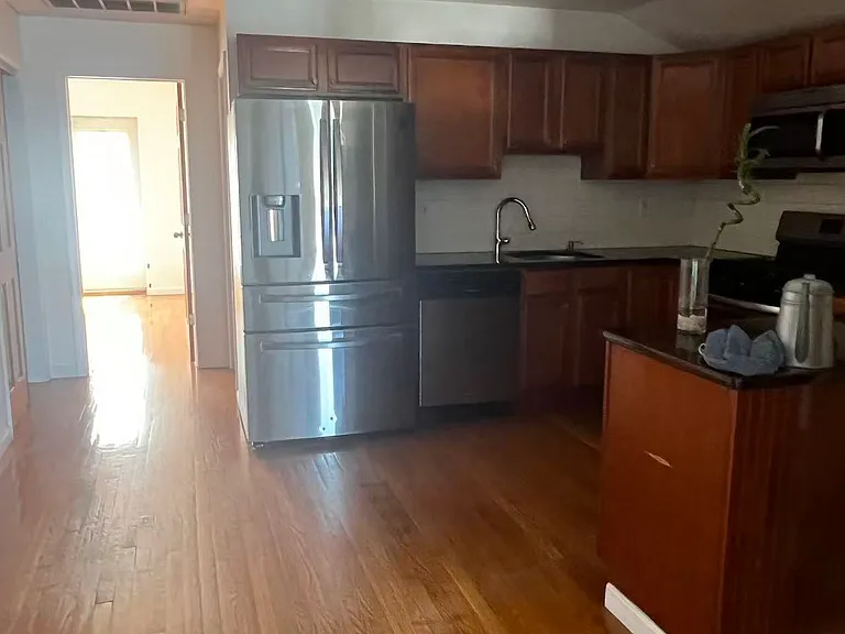 2418 Seymour Ave #2 — Photo 3
