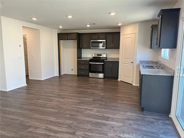 14059 Shayna St — Photo 6
